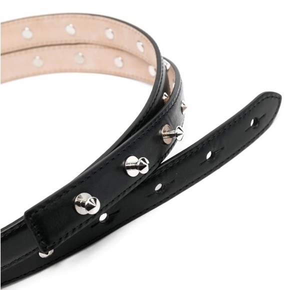 Alexander McQueen Studded D Thin Leather Belt in Black main image 5